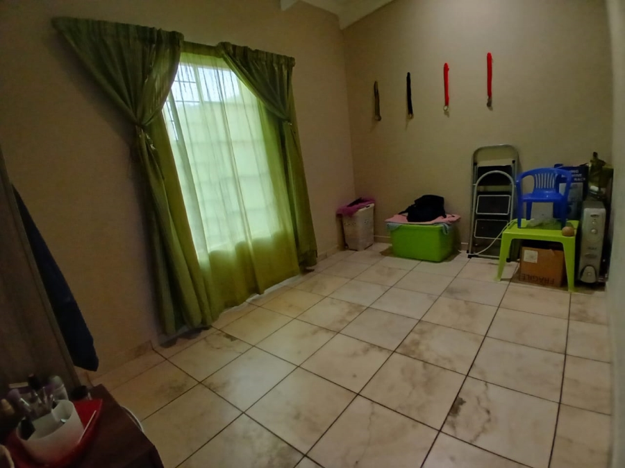 3 Bedroom Property for Sale in Waterval East North West